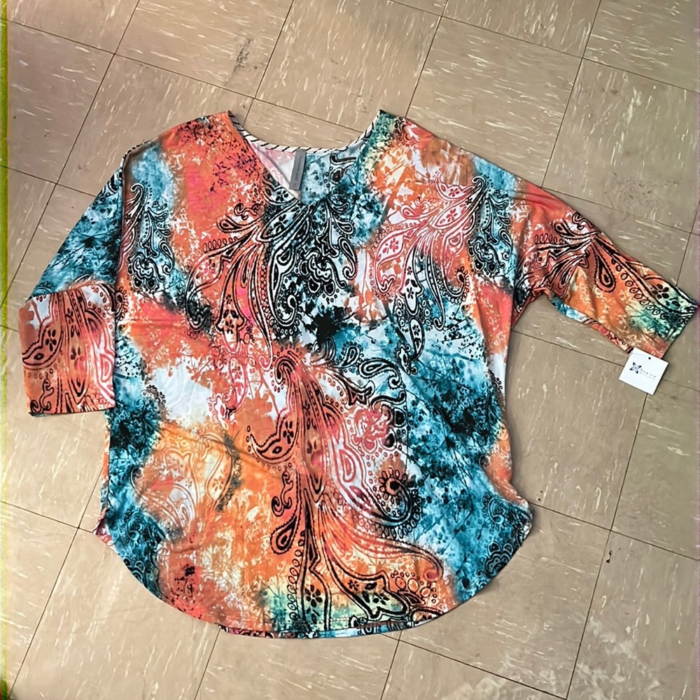 Colorful top!